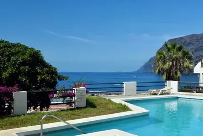 Image de Luxury apartment enjoying premier location in the seaside resort of Los Gigantes