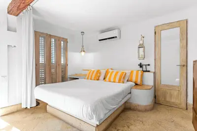 Image de Bovedas 2 - 2br Walled City Family Apartment