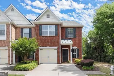 Image de Spacious & Modern 3br Townhouse