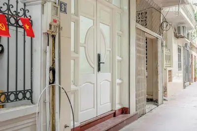 Image de Modern Quiet 4br/Large Balcony/City View/Food Paradise/2'to TrainST/Free Laundry