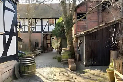 Image de Superbe appartement au Gänsemarkt – Calme et charme dans une maison à colombages historique