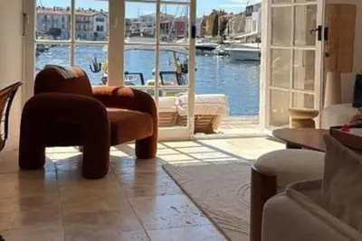 Image de Villa d'exception avec jardin et piscine sur le port