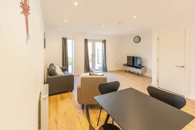 Image de Family-Friendly House with 3 Bedrooms Near Manchester City