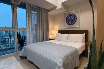 Image de Uptown Parksuites Tower 2: Sun-scenic city escape 22t