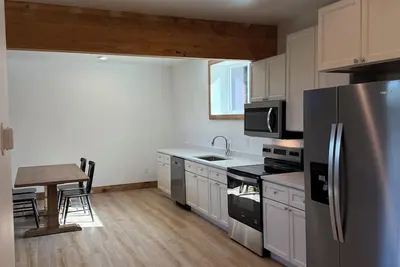 Image de Beautiful 3-bedroom, 2. 5-bath townhome in a prime Delta Junction near FtGreely