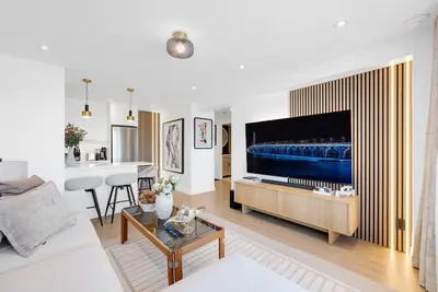 Image de Concept Suite Montréal | 1br | King Bed & Parking Inc.