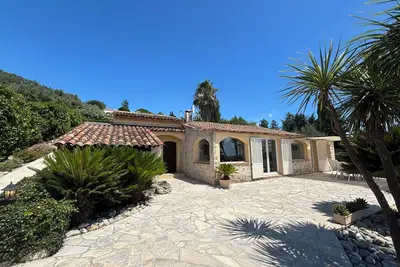 Image de Gorgeous 4-bedroom villa with Ac in charming Vence