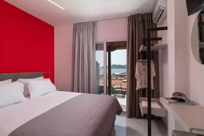 Image de Blue Horizon Sarti - Stylish Quad Seaview Getaway