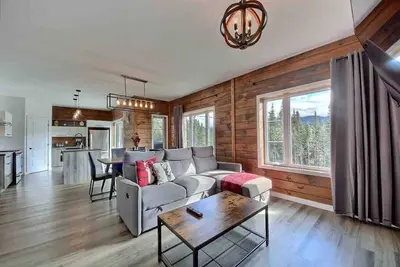 Image de Condos Monts-Valin -161, rue du Massif (Valinouët)