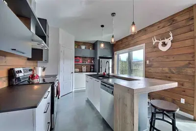 Image de Condos Monts-Valin -163, rue du Massif (Valinouët)