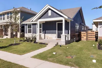 Image de Modern Cozy Home - Gym - Quiet Street - Sleeps 4