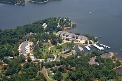 Image de Head line Big Bear Resort on Kentucky lake 2