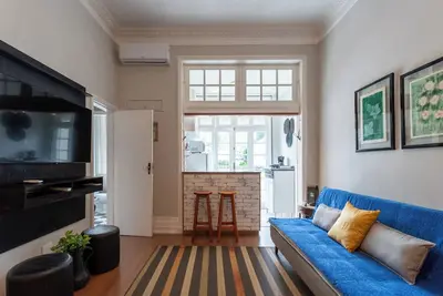 Flat no Palácio Quitandinha com Varanda e Vista