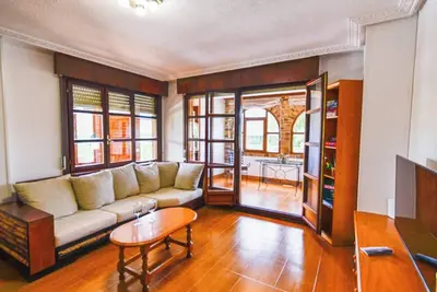 Image de Castro Vizmaya, comfortable and spacious first floor, close to everything.