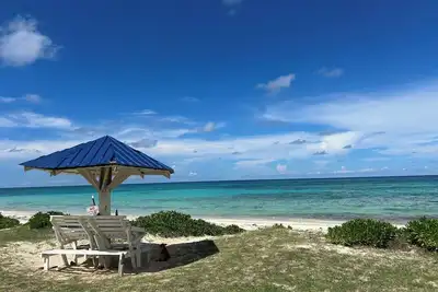 Image de Oasis Villa 3 bedroom 3 bath just a few steps to the beach