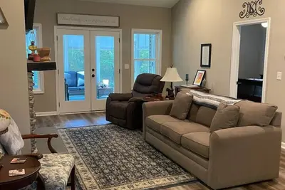 Image de The Quiet Hollow Getaway