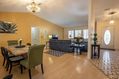 Image de Delightful and Spacious 4/2. 5 close to Uf