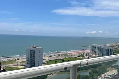 Image de Wonderful Apartment. Ocean view. Centrally located.