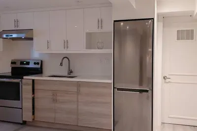 Image de Heart of Mississauga: Your Cozy Home Base near Square One