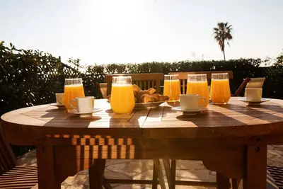 Glyfada Glow Suites by Corfuescapes