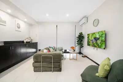 Image de Chippendale Three-Bedroom Modern Villa