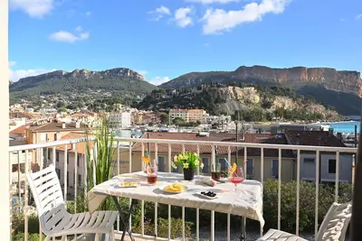 Image de Appartement 'Le Panorama' avec vue mer, balcon et Wi-Fi, parking