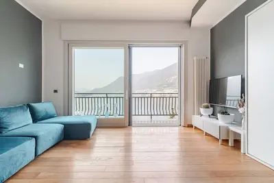 Image de Réveils de rêve avec vue sur le lac!