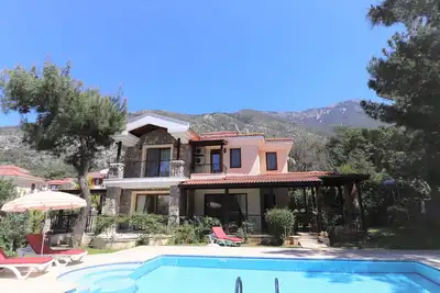 Image de Ax12, The 3 bedroom villa to rent in Fethiye Ovacik area.