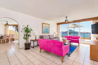 Image de Group-Friendly 3-Bedroom at Villa del Palmar Cabo-Resort Amenities Included