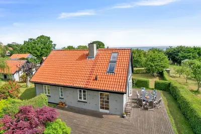 Image de \"Siegfried\" - 100m from the sea by Interhome