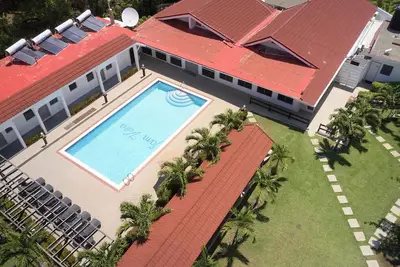 Image de Cozy 1-bedroom apartment with Ac in serene Mammee Bay Estates