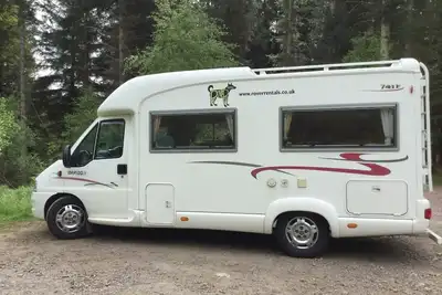 Image de Caravan-Panoramique-Sdb privée avec douche-Vue sur Montagne