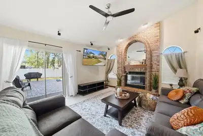 Image de Grandma's Cozy Retreat | Pool Table | 2 Kings