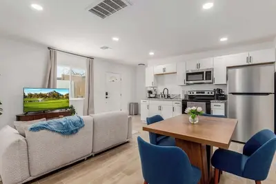 Image de Soorya Guest House 2Bed 2ba Close to UofA