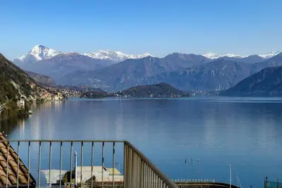 Image de Window on Lake Como - Argegno