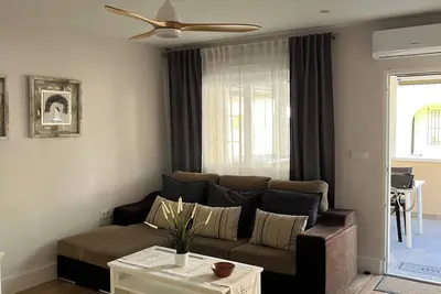 Image de Maison Espagnole Climatisée avec terrasse