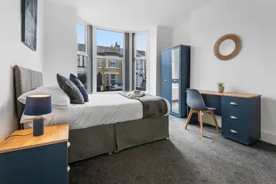 Image de Ch43 8 Beds | Sleeps 15 | Free Parking | Smart TVs