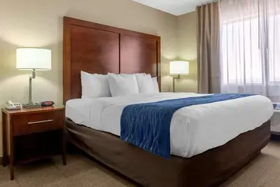 Image de 3 Family-Friendly Rooms Near Downtown Attractions w/ Free Breakfast
