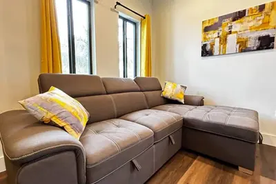 Image de Epic Retreat Near Beach/Hard Rock/Private Backyard