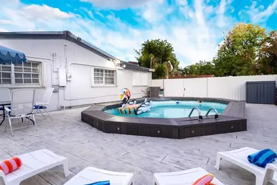 Image de Casa Martina 3br Private pool. Near Hard Rock Casino & Stadium & Hollywood Beach