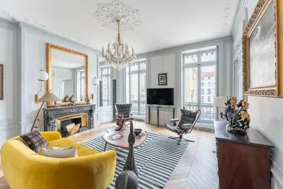 Image de Célestins - Haut standing 120m² - Coeur de Lyon