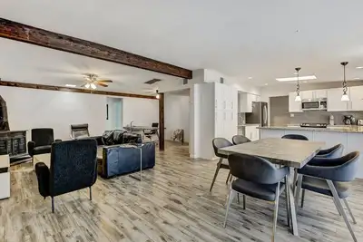 Image de Osborn 4 bed 3 bath - Quatre Chambres, Couchages 8