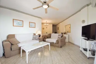 Image de Panoramic Sea-View Apartment - 2br/2ba - Pool + Walk to Beach in Riviera del Sol