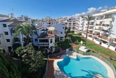 Image de Calahonda Park 2 bedrooms & pool