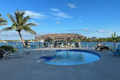 Image de 3-Bedroom Condo in Beautiful Treasure Cay Abaco with Personal Dock Slip