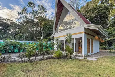 Image de Crystal Jungle Villa - Brand new with Ac, Laundry, Wifi