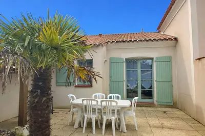 Image de Maison mitoyenne avec piscine à 500m de la plage