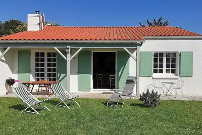 Image de Maison lumineuse pour 6, plage à 700m, jardin spacieux