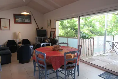 Image de Maison d'architecte 6 personnes, proche mer et centre, La Faute-sur-Mer