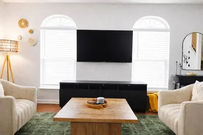 Image de 4br/3ba Riverwalk Escape Minutes to Dt + Butler